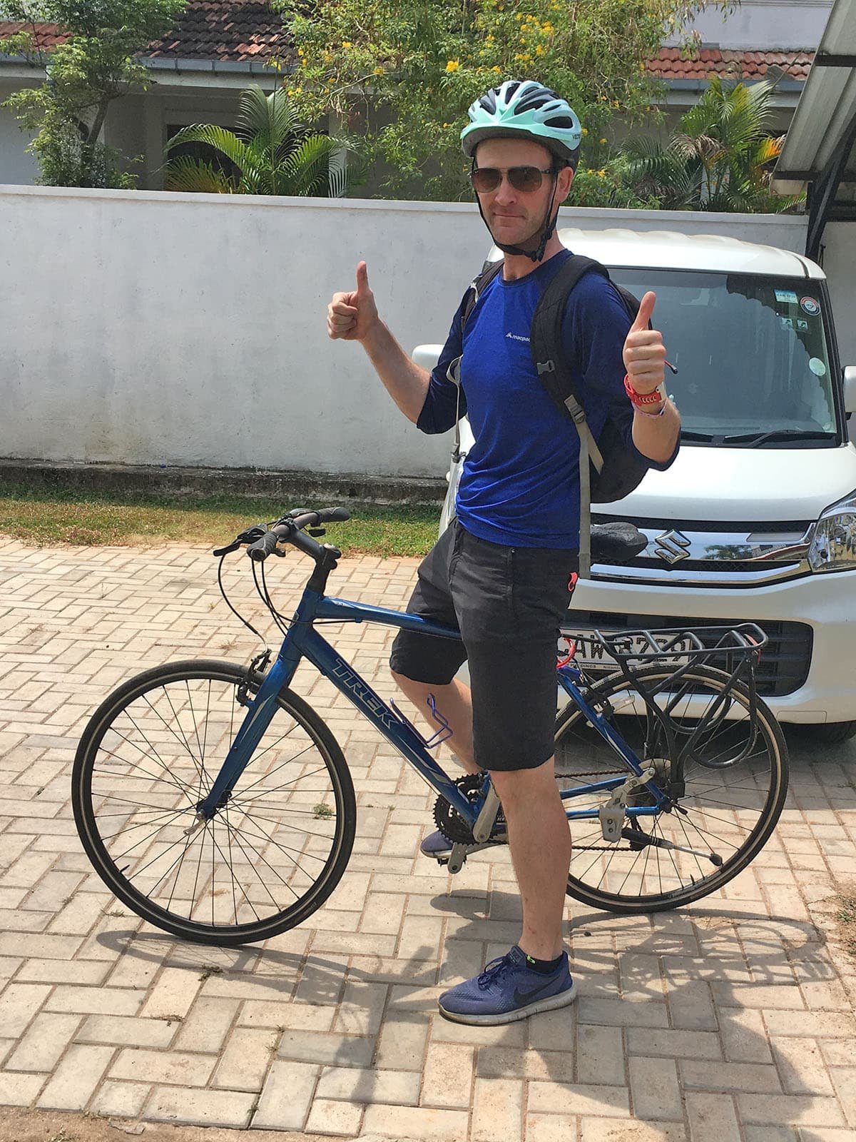 Rent bicycles with pick and go travels