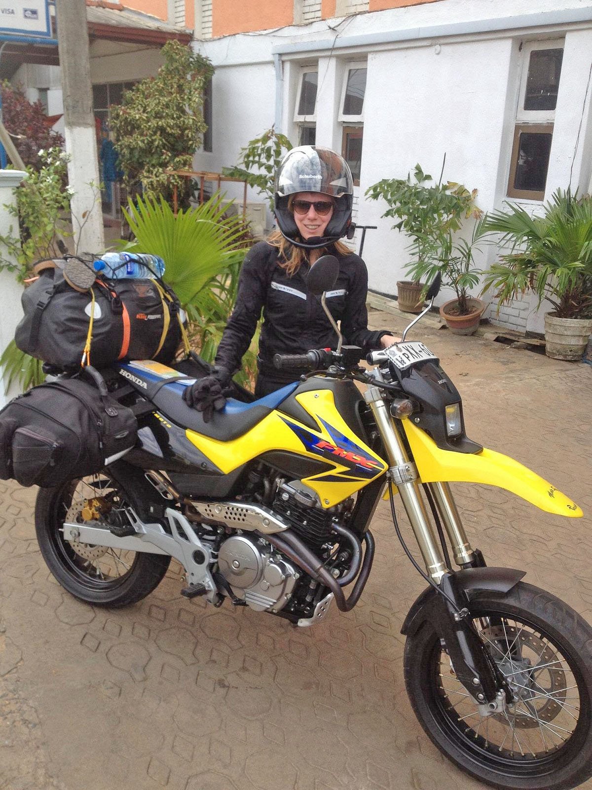 Rent a Motorbike - Pick And Go Travels